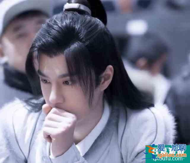 涼了？王一博《有翡》恐遭芒果臺退劇，原因或與女主趙麗穎有關？