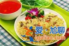 咖喱炒飯？