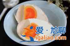 腌咸雞蛋的方法? 腌咸雞蛋的方法?