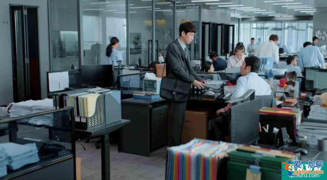 《平凡的榮耀》：細節成就真職場、真人物、真奮斗？