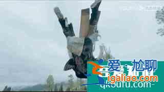 《太古神王》被吐槽最多的演員，卻是最搞笑的存在，向佐出圈了？
