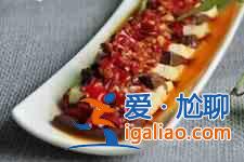 鴨血豆腐？