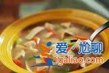 如何煲雞湯？