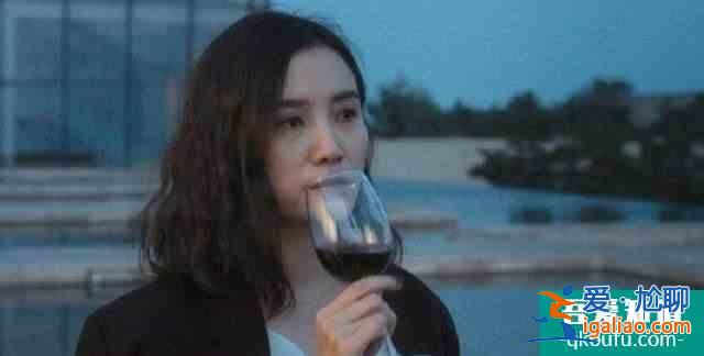 《白色月光》：為什么男人很難拒絕一個“主動”的女人？原因有三？