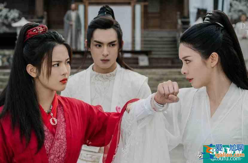 《且聽鳳鳴》：左青鸞的人生，注定是一條無法回頭的不歸路？