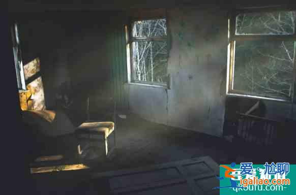 細節控的福音？《白色月光》——以細節鑄就？