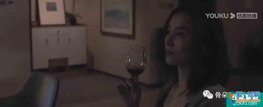 從“白夜”到“白月”，看懸疑劇的自我修養 | 專訪《白色月光》導？