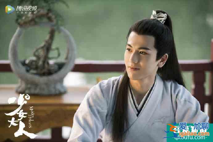 陳瑤《少女大人》定檔，又美又颯，男主造型帥氣，古裝探案甜戀？