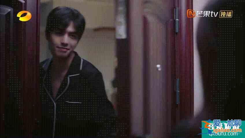 《以家人之名》陳婷為什么同意凌霄回國？答案就在這三個字里？