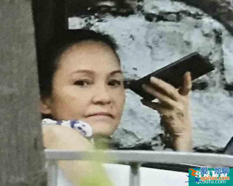 張柏芝媽媽近況曝光 因疫情原因生意變得非常差？