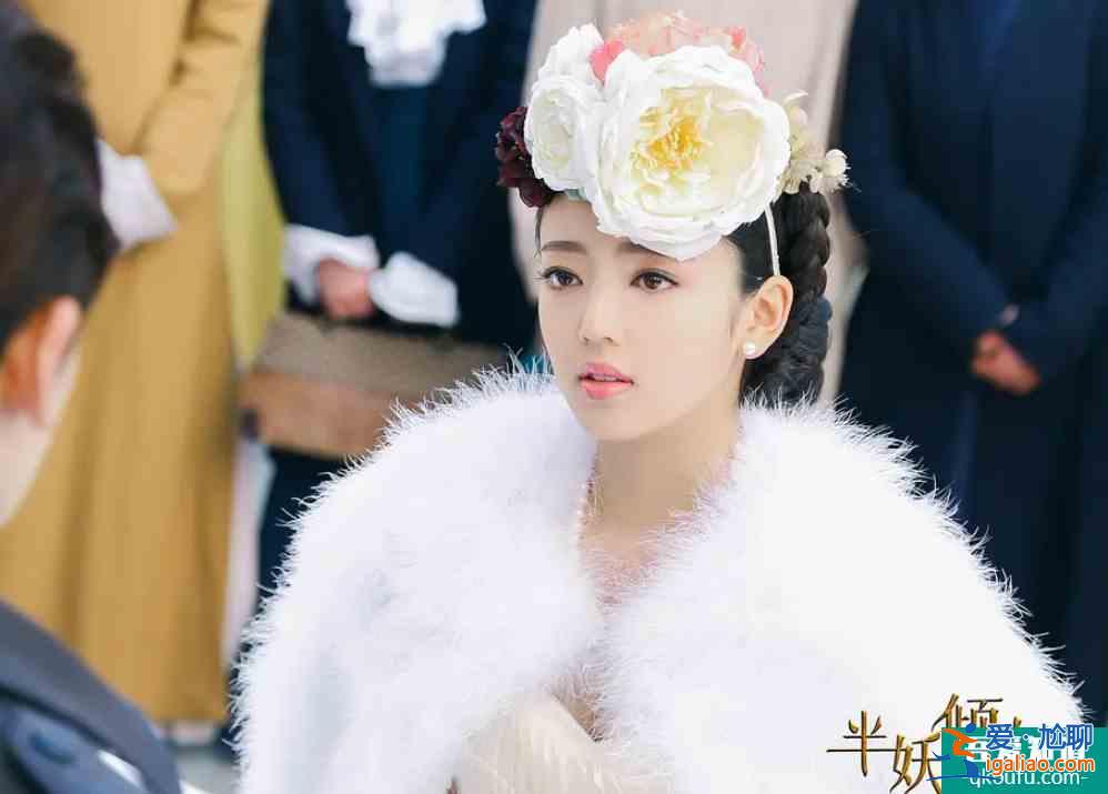 《以家人之名》唐燦火了，撞臉Lisa不說，還是北電專業(yè)第一名？
