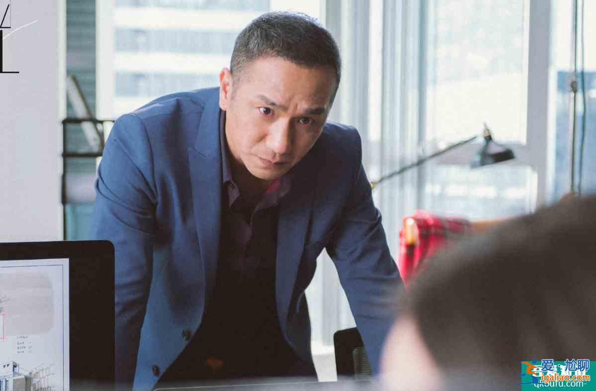 《白色月光》：楊雁對付孫雯雯有私情，3處伏筆暗示她倆有過節？