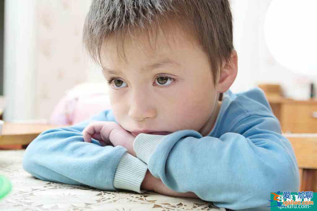 《以家人之名》：原生家庭，不要讓“懂事”，毀了孩子一生？
