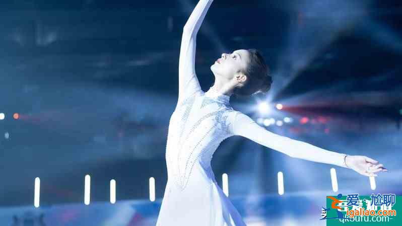 電視劇《穿盔甲的少女》開播 陳瑤甜蜜開嗓片尾曲《戀愛必修課》？