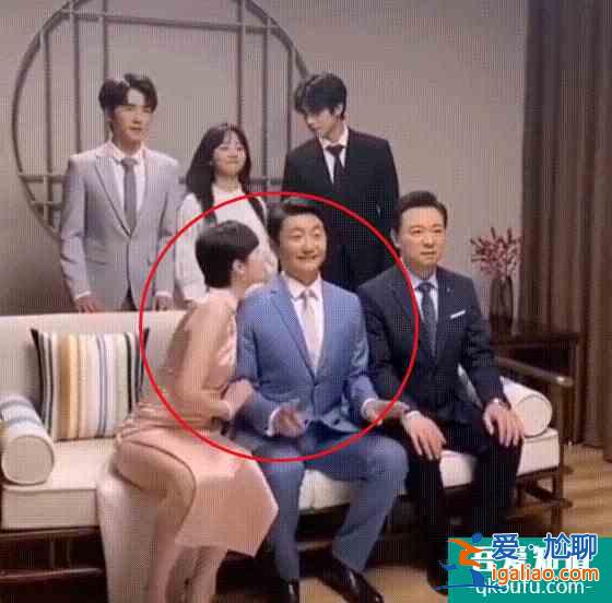 以家人之名：賀子秋找到媽媽，但人家嫁給富豪，組成新家庭超幸福？