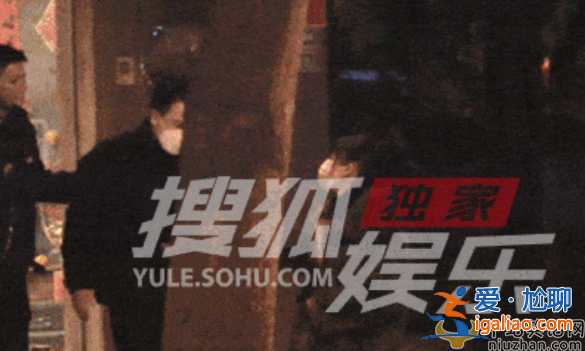 劉愷威李曉峰好事將近?外出聚餐女方全程捂小腹 網友疑問懷孕了嗎