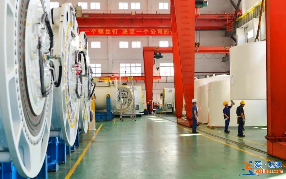 我和市長當好企業(yè)的服務員！？