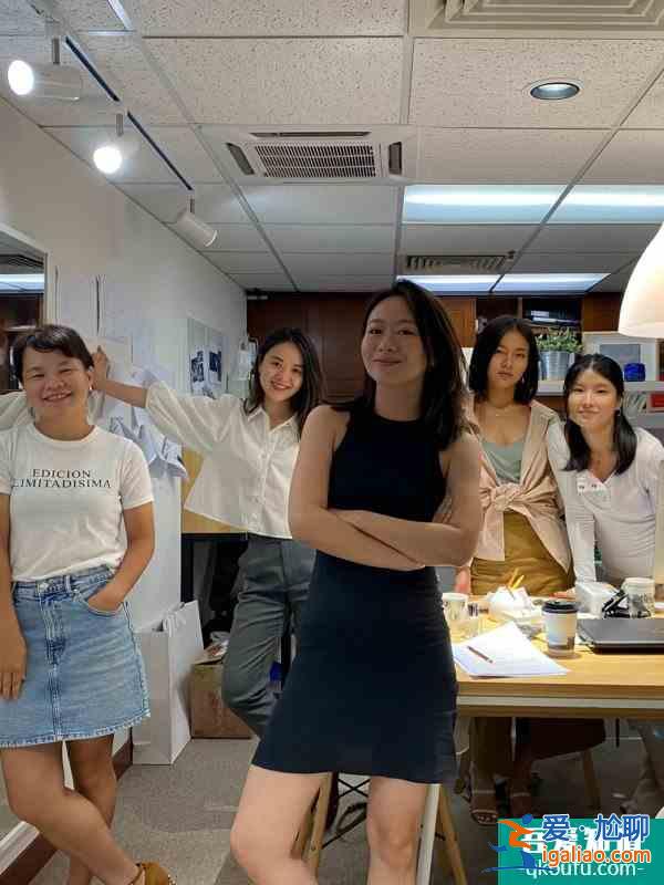 女人的友誼不維系于八卦，亦友亦師亦伙伴？