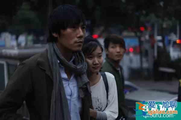 《白色月光》：張鑫出軌了嗎？小三究竟是誰？真相已在細(xì)節(jié)中？