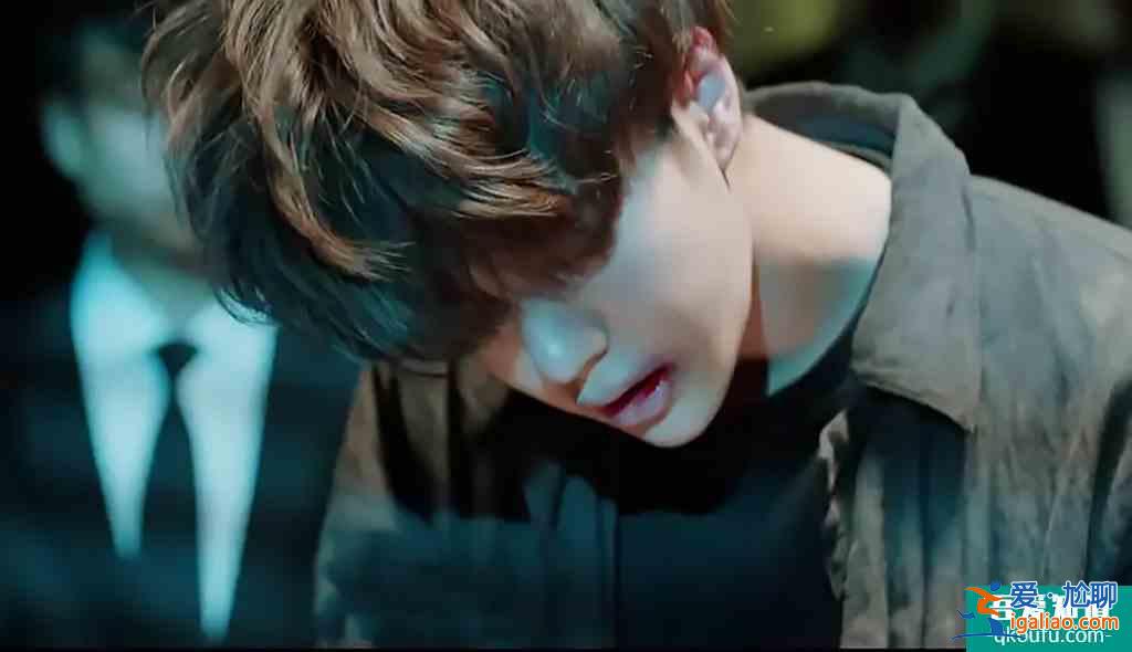 王一博主演《我的奇怪朋友》開播熱度高,導演邢瀟發文有深意? 王一博主演《我的奇怪朋友》開播熱度高,導演邢瀟發文有深意?