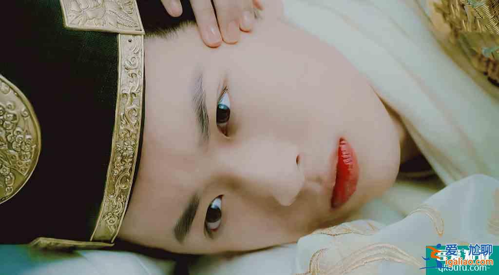 王一博主演《我的奇怪朋友》開播熱度高,導演邢瀟發文有深意? 王一博主演《我的奇怪朋友》開播熱度高,導演邢瀟發文有深意?