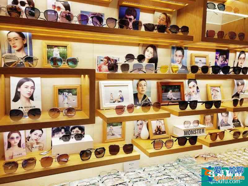 打卡潘家園網(wǎng)紅眼鏡店get明星同款? 打卡潘家園網(wǎng)紅眼鏡店get明星同款?