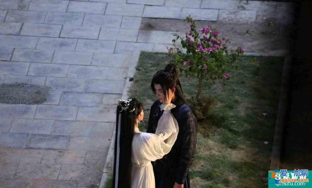 《穿盔甲的少女》剛播出不久，陳瑤又出新劇，和陳飛宇有吻戲？