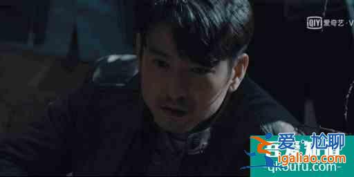 《非常目擊》“爆裂“組合重組，袁文康痞帥警察形象強勢圈粉？