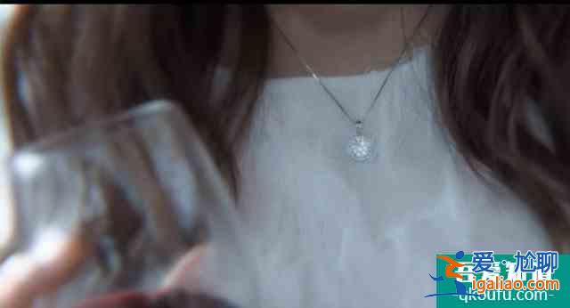 懸疑劇《白色月光》：結婚10年被綠，打碎婚姻的往往都是細節？