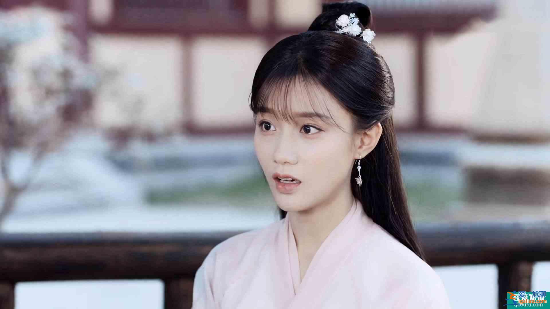 《且聽(tīng)鳳鳴》沐瑤不顧警告欺負(fù)朝歌，原因和左青鸞有關(guān)？