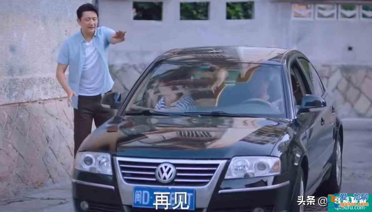 跌到8.1分，《以家人之名》口碑滑鐵盧，逃不開國產劇愛情魔咒？