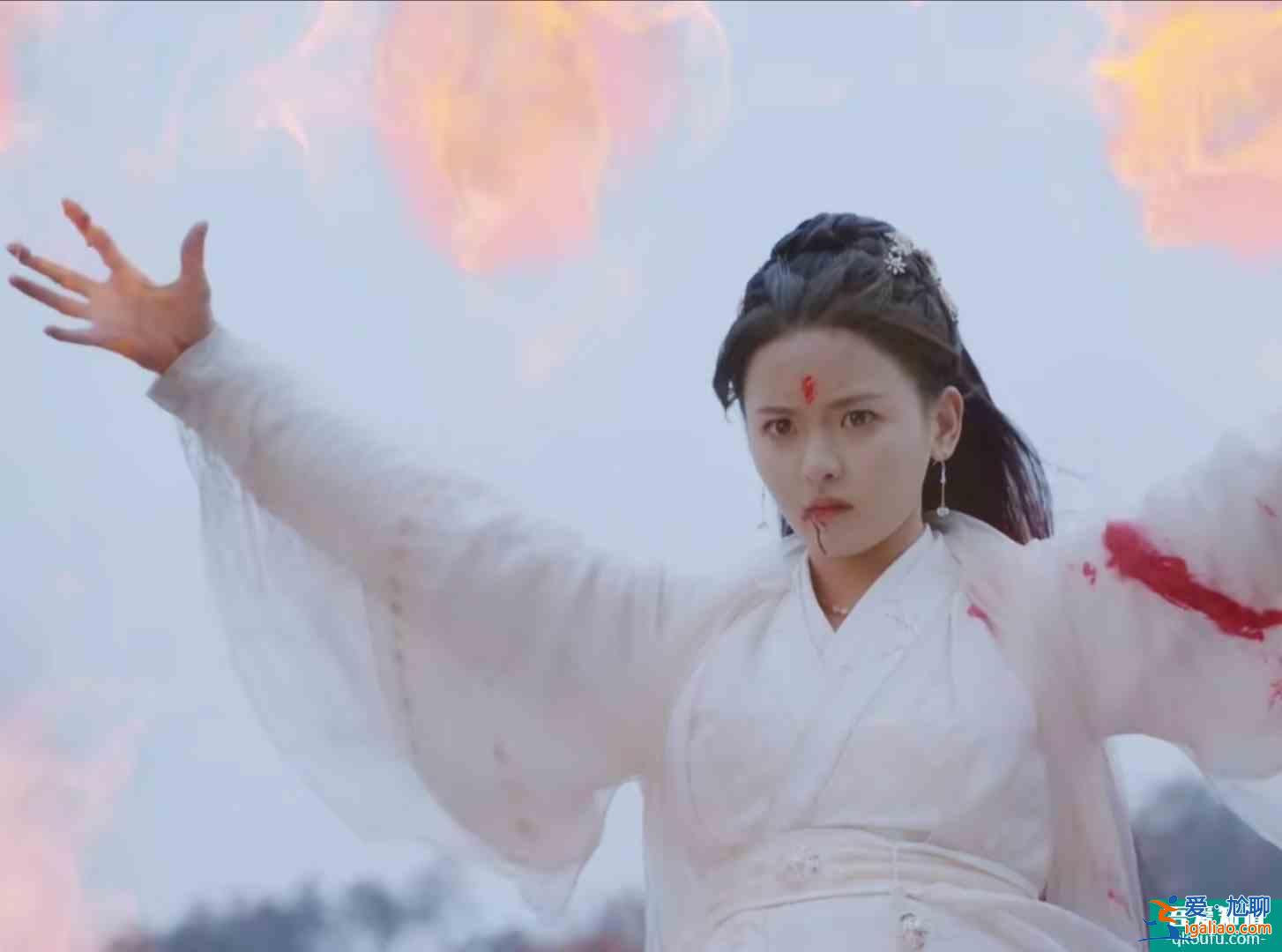 《且聽鳳鳴》:鳳舞與左青鸞的再次對決,是鳳舞贏嗎?? 《且聽鳳鳴》:鳳舞與左青鸞的再次對決,是鳳舞贏嗎??