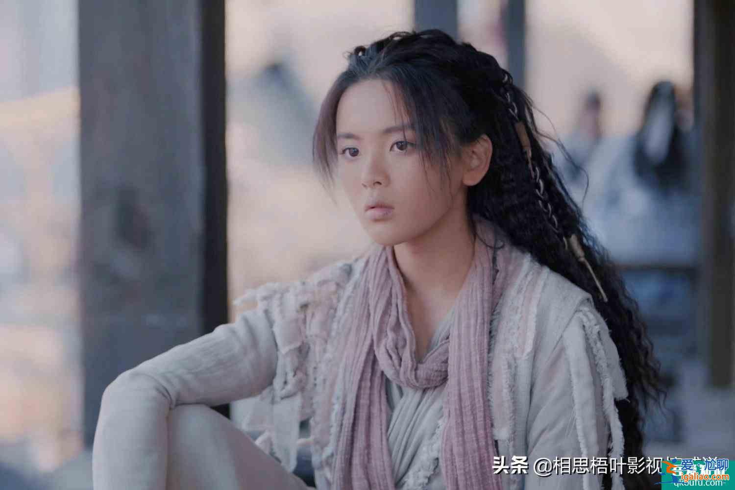 《且聽鳳鳴》開篇：雖然這世界很大，但是注定的人始終會再見？