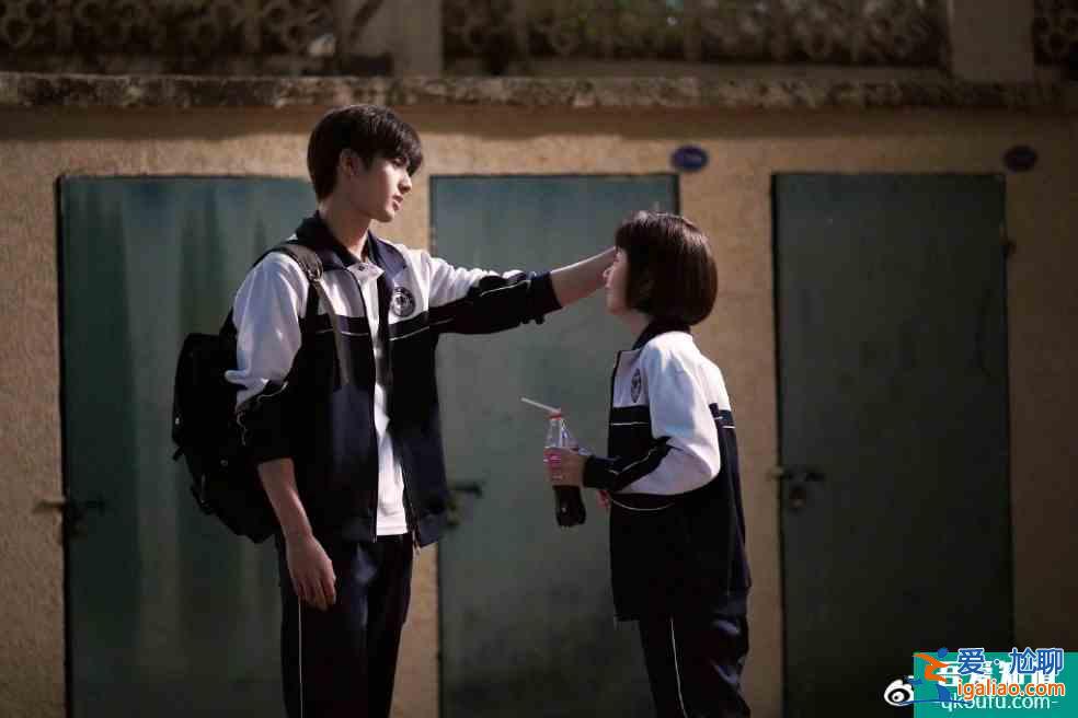 《以家人之名》子秋凌霄口碑生變，都是為李尖尖，只因愛(ài)的不同？？