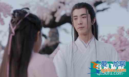 《且聽鳳鳴》開播，楊超越的演技竟然備受爭議？？