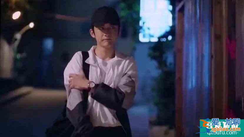 《以家人之名》凌霄對尖尖“圖謀不軌”，子秋只想用一生保護她？