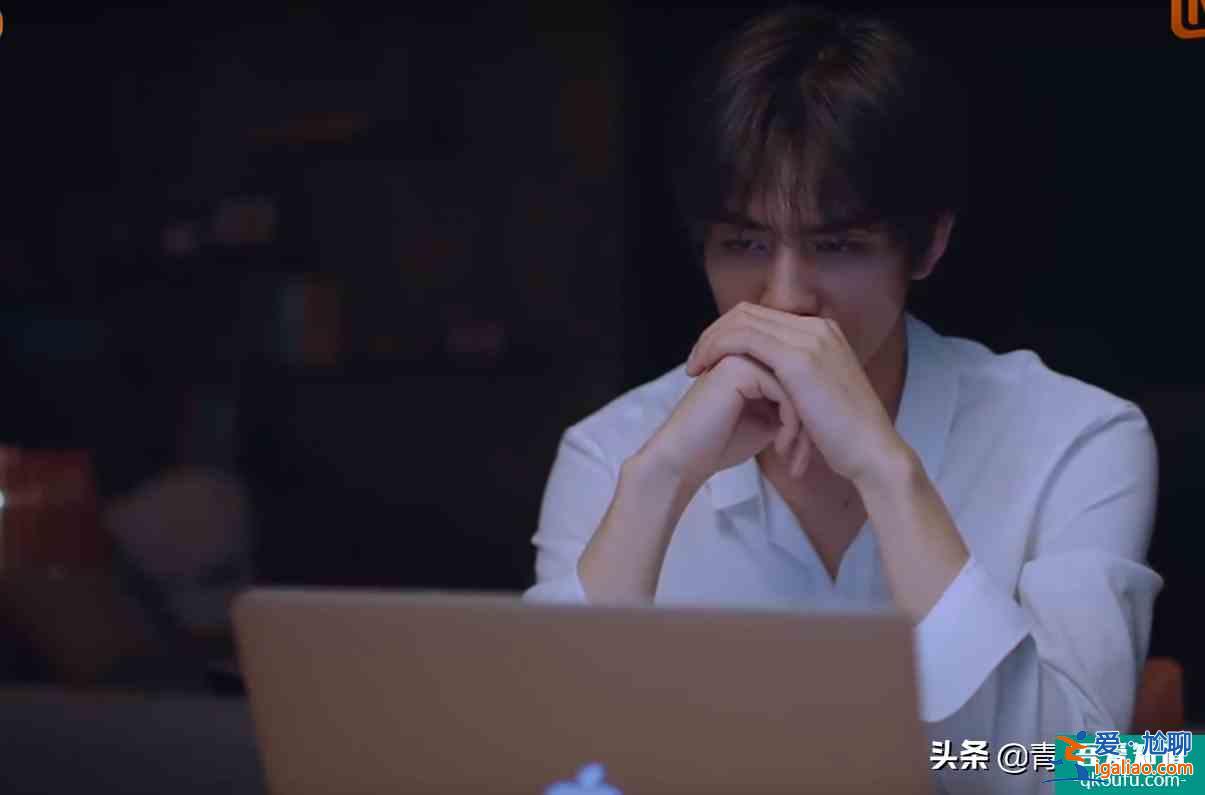 以家人之名：凌霄選擇當孝子，放棄心儀大學，改嫁的母親需要管嗎？