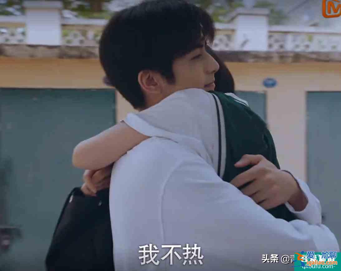 以家人之名：凌霄選擇當孝子，放棄心儀大學，改嫁的母親需要管嗎？