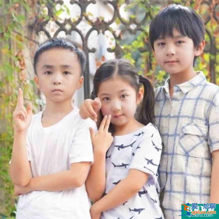 以家人之名：凌霄愛尖尖表現明顯，子秋對尖尖是愛，還是親情？？