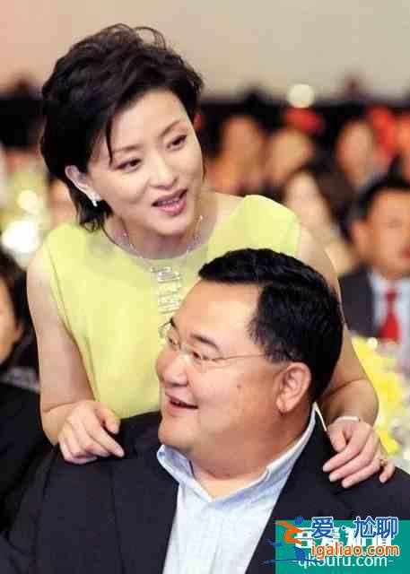 《三十而已》大結局陳嶼鐘曉芹復婚：多少婚姻輸在了相愛相持？