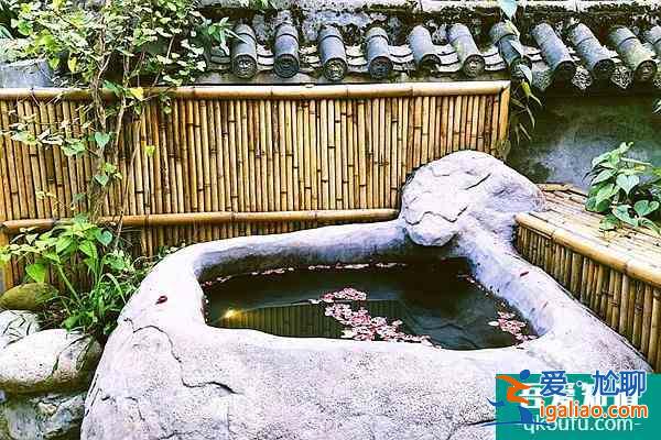 成都周邊哪里的溫泉比較好？