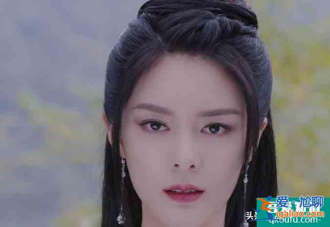 且聽鳳鳴：左青鸞為何那么在意朝歌？又為何那么恨鳳舞？？