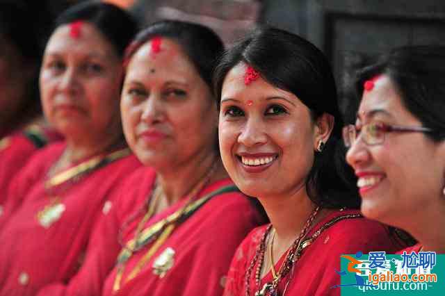 《以家人之名》李尖尖的“例假”宣言,為生理期羞恥正名? 《以家人之名》李尖尖的“例假”宣言,為生理期羞恥正名?