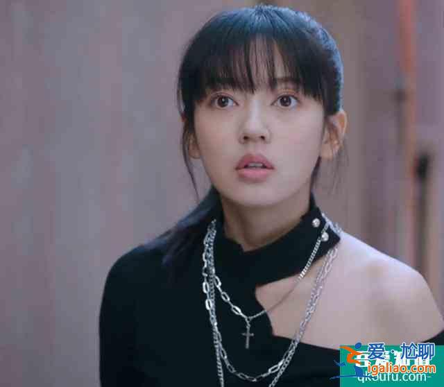 以家人之名：李尖尖另一個閨蜜出場，學習倒數第一，但身份不普通？