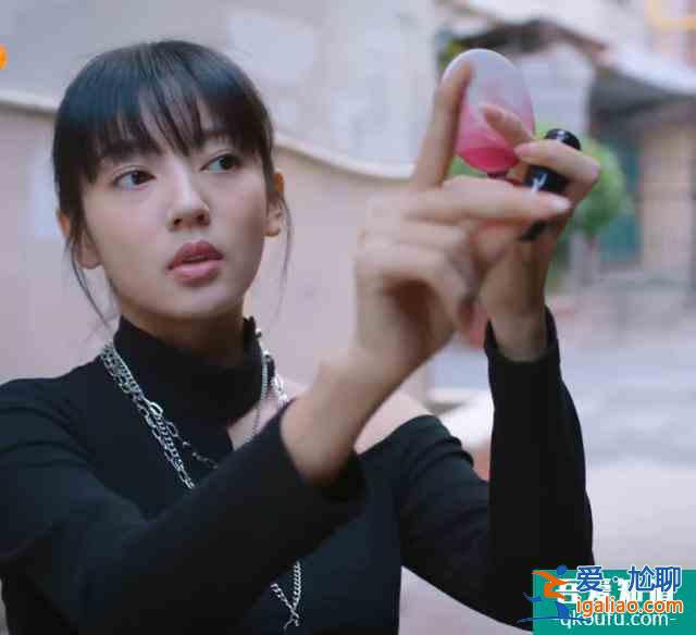 以家人之名：李尖尖另一個閨蜜出場，學習倒數第一，但身份不普通？