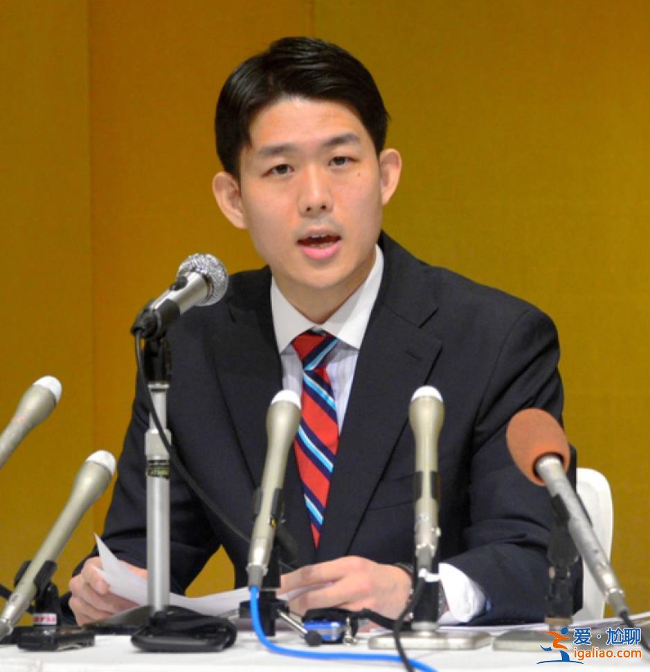 為了繼承安倍“遺產” 他連親爹都不要了？