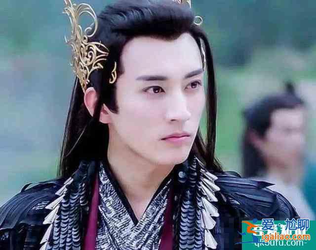 東華帝君夠帥了,沒有想到《琉璃》中柏麟帝君,風姿絕勝更迷人? 東華帝君夠帥了,沒有想到《琉璃》中柏麟帝君,風姿絕勝更迷人?