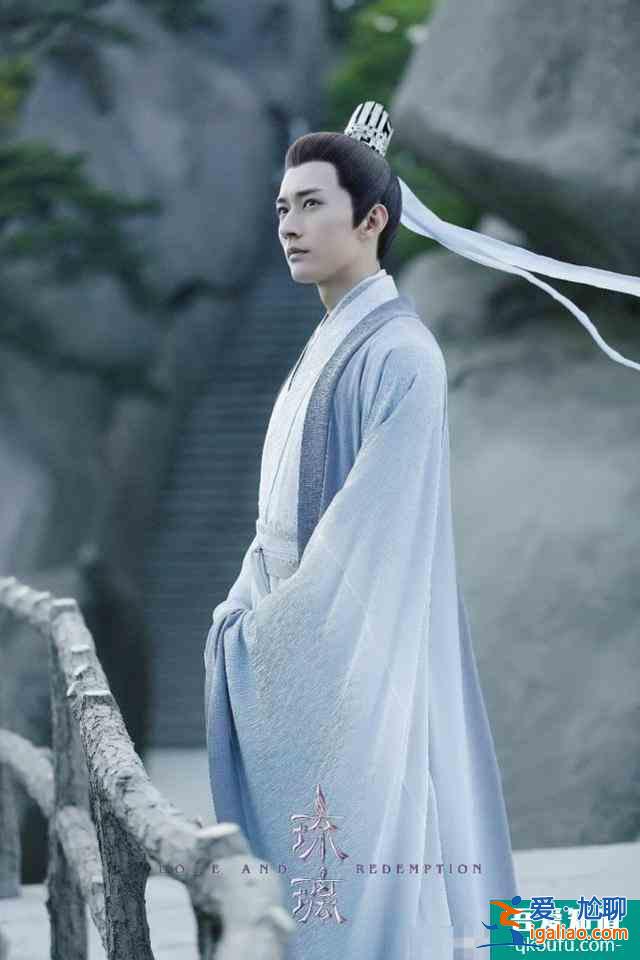 東華帝君夠帥了,沒有想到《琉璃》中柏麟帝君,風姿絕勝更迷人? 東華帝君夠帥了,沒有想到《琉璃》中柏麟帝君,風姿絕勝更迷人?