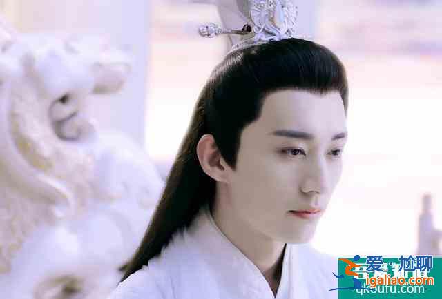 東華帝君夠帥了,沒有想到《琉璃》中柏麟帝君,風姿絕勝更迷人? 東華帝君夠帥了,沒有想到《琉璃》中柏麟帝君,風姿絕勝更迷人?