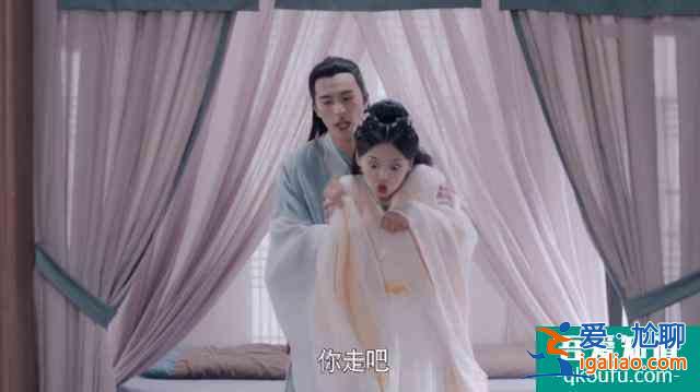 且聽鳳鳴:鳳舞主動起來,君臨淵完全招架不住,可惜她別有用心? 且聽鳳鳴:鳳舞主動起來,君臨淵完全招架不住,可惜她別有用心?